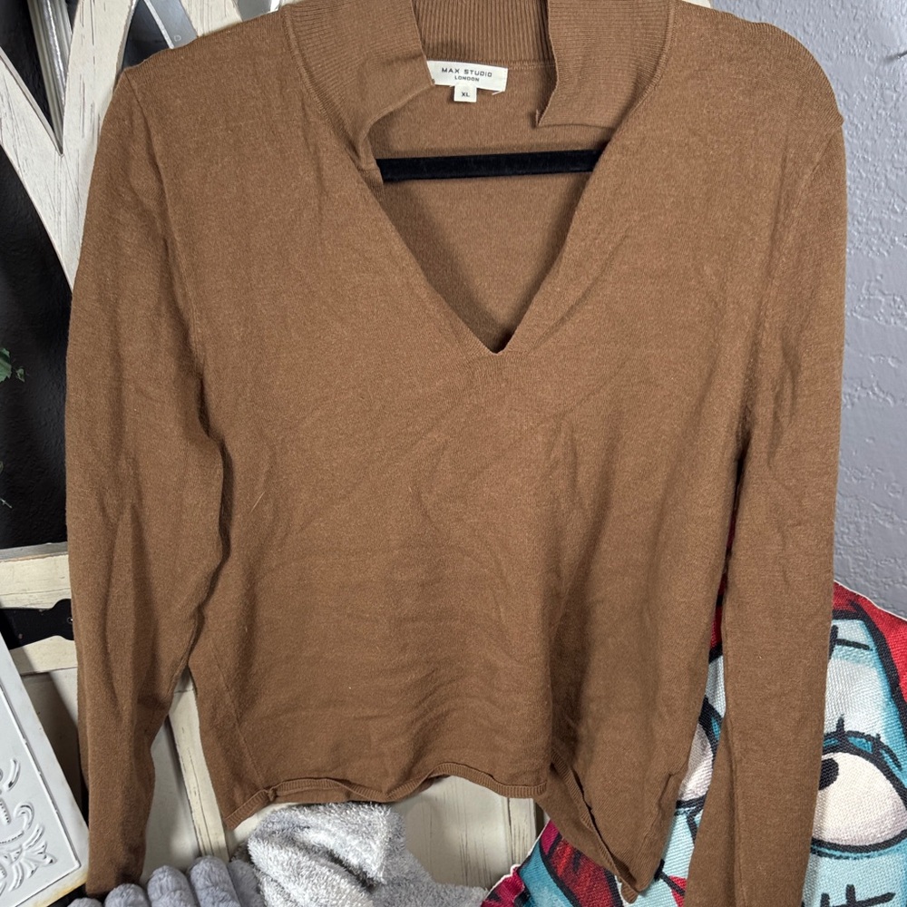 Max Studio Tan Collared Sweater